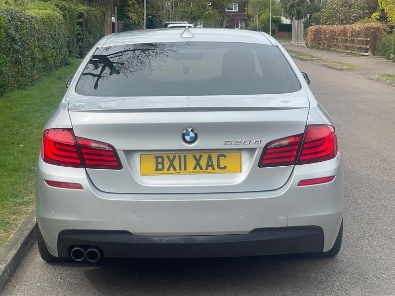 BMW 5 SERIES