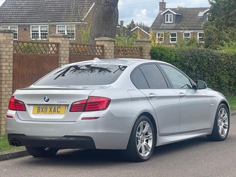 BMW 5 SERIES