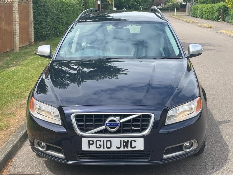 VOLVO V70