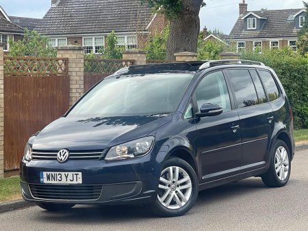 VOLKSWAGEN TOURAN 2.0 TDI SE Euro 5 5dr