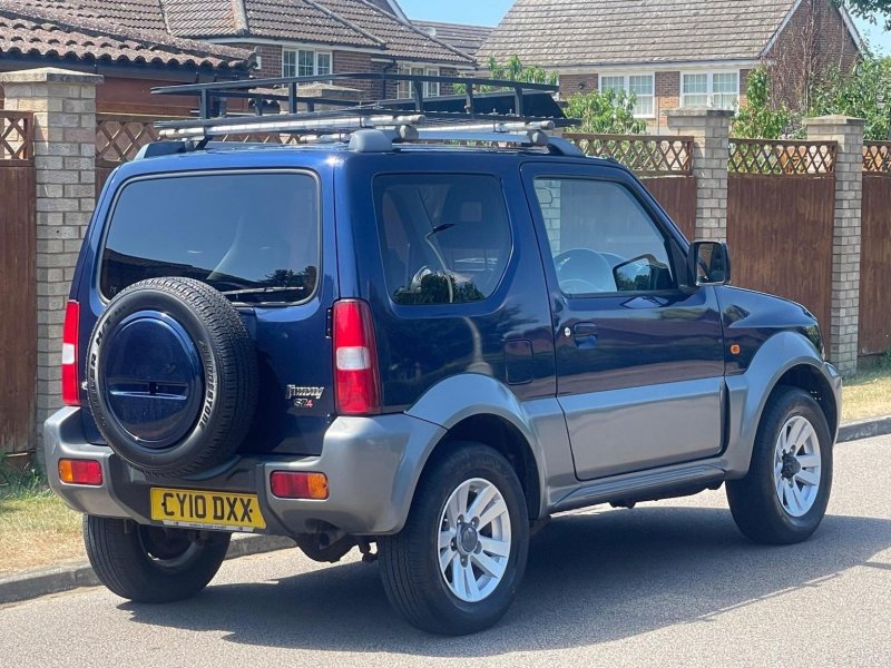 SUZUKI JIMNY