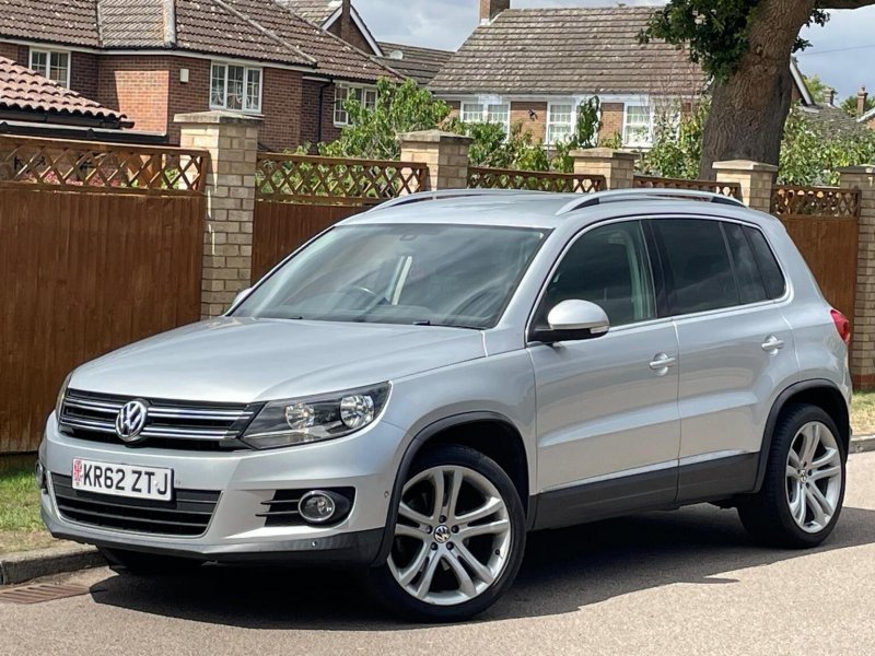 VOLKSWAGEN TIGUAN 2.0 TDI BlueMotion Tech SE 4WD Euro 5 (s/s) 5dr